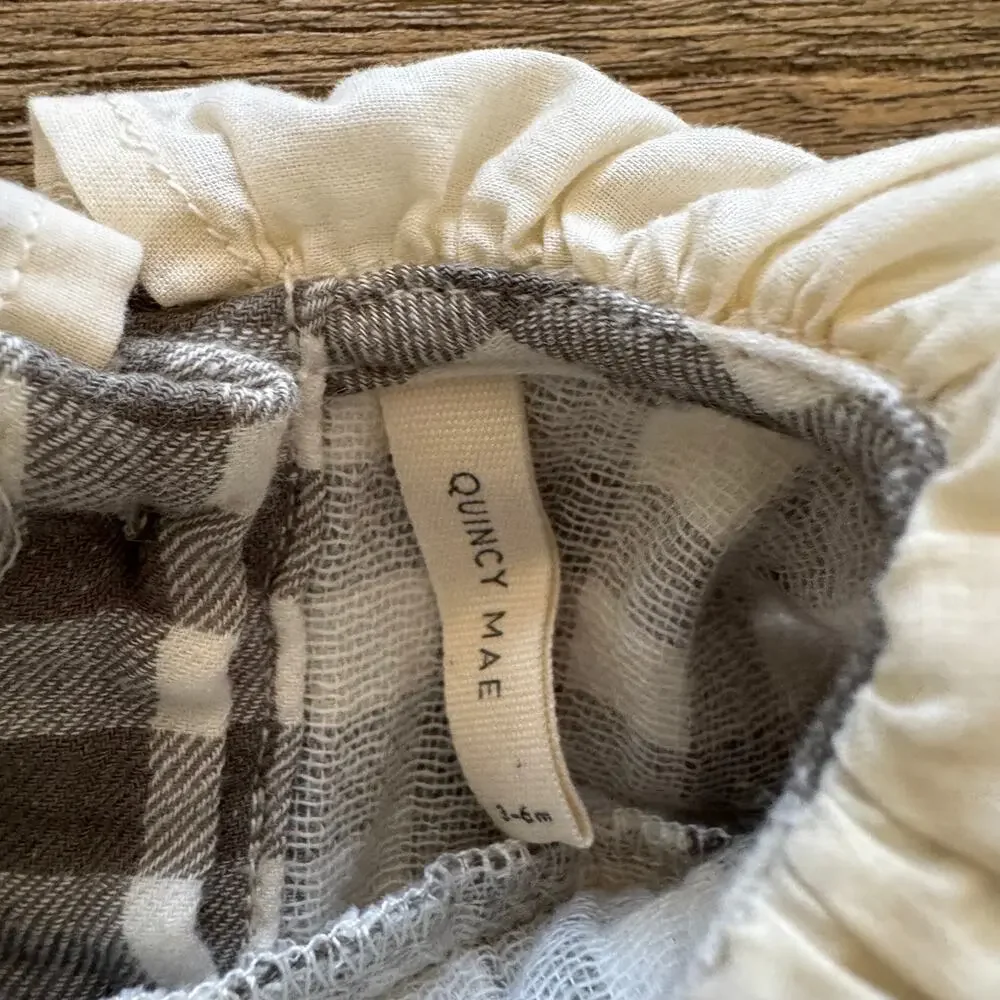 Quincy Mae Callie Romper - Size 3-6 months